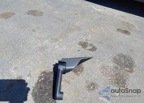 1998 Cadillac Catera Standard z USA, uszkodzony, nr VIN W06VR52R3WR134298